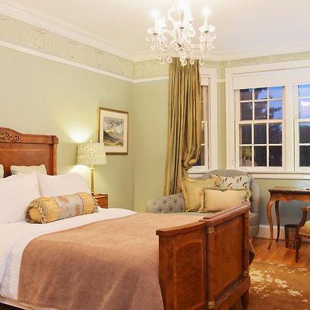 فندق Manoir Chamberland (Adults Only) مونتيبيلو المظهر الخارجي الصورة